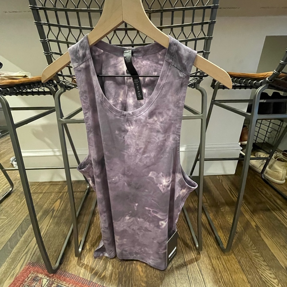 Lululemon tank NWT